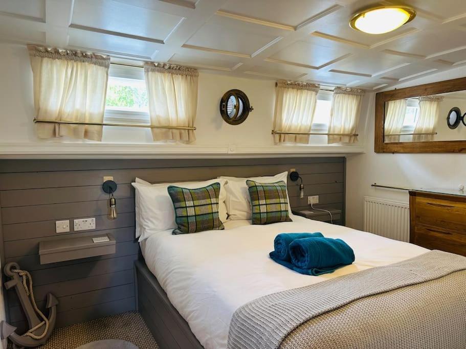 Unique Houseboat Experience I Central City Break York Exterior photo
