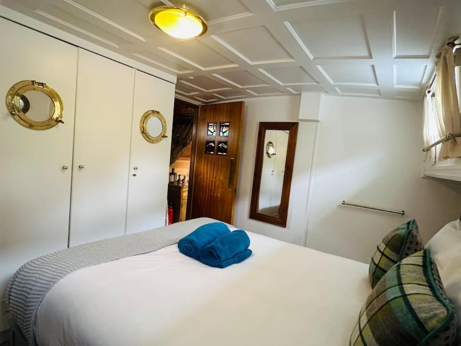 Unique Houseboat Experience I Central City Break York Exterior photo